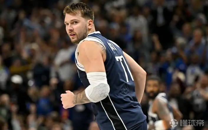 东契奇连续十五场比赛得分超过出色防守，巴黎圣日耳曼挑战极限！的简单介绍